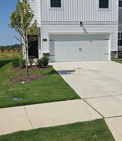 39 Virgo Dr — Photo 1