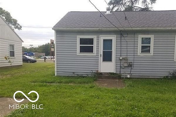 2nd image of 3201 N Saint Joseph Ave
