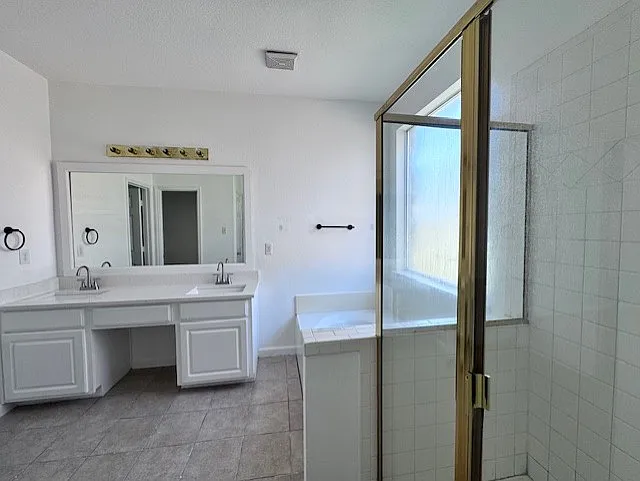 1525 Fallcreek Ct — Photo 12