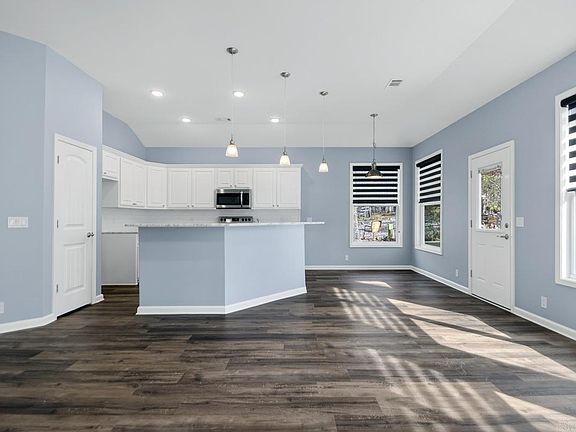 4th image of 50 Murillo Way