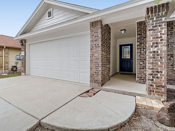 3rd image of 533 Tom Kemp Dr