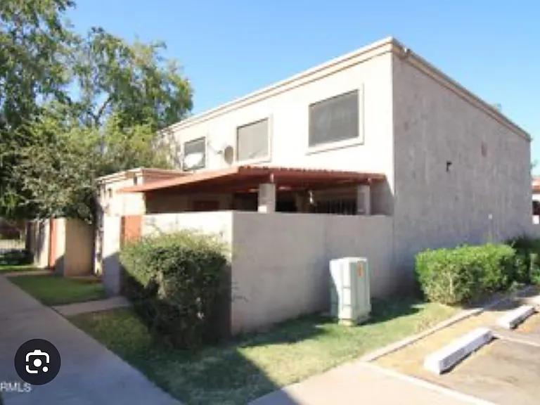 5010 N 41st Ave — Photo 1