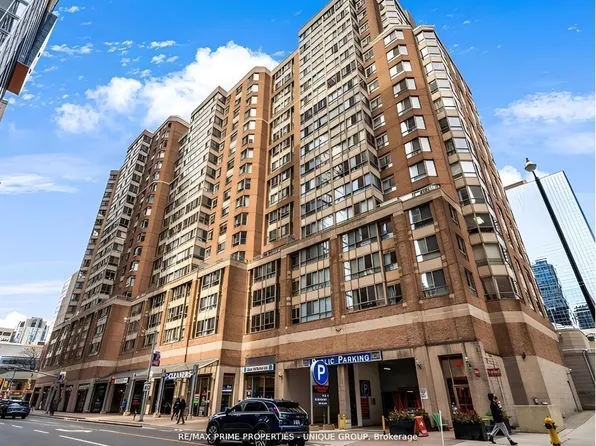 44 Gerrard St W Unit 1701, Toronto, ON M5G 2K2