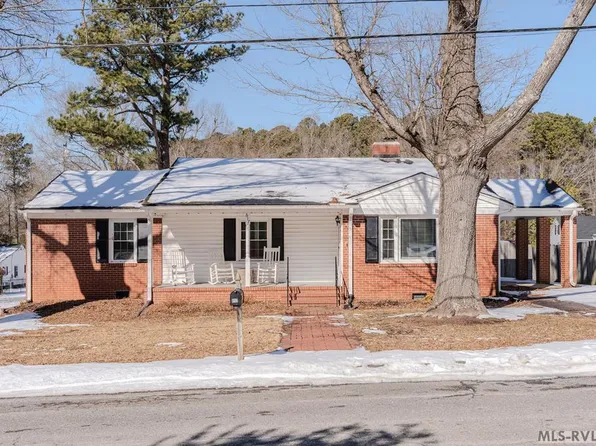 617 N Brunswick Ave, South Hill, VA 23970