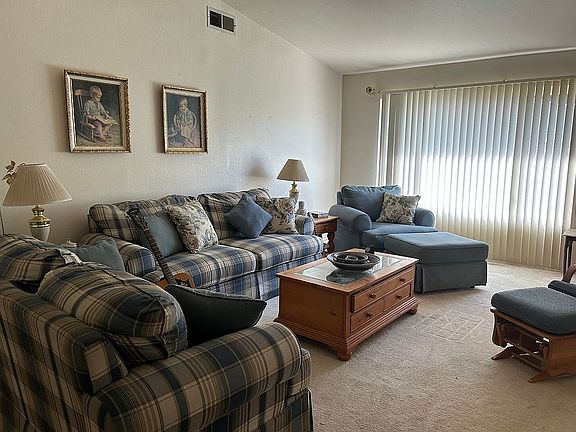 2nd image of 3705 Kona Oak Dr