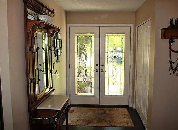3rd image of 13211 Cedaroyal Dr