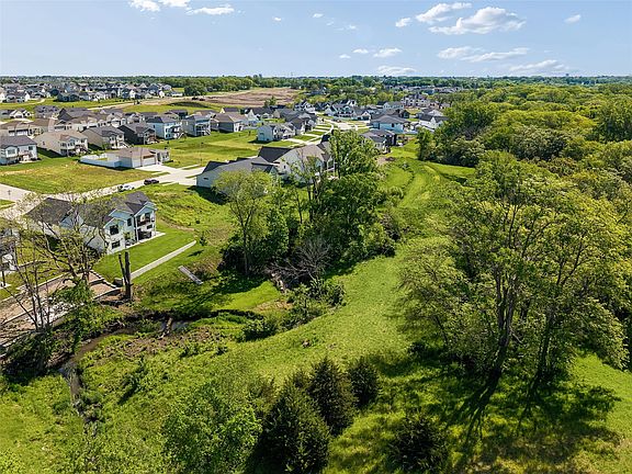 2nd image of 990 Harrington Way