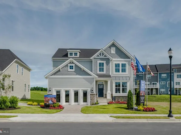2203 Denali Dr, Frederick, MD 21702