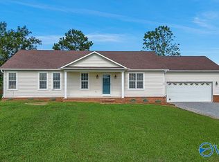 68 McGlathery Ln, Falkville, AL 35622