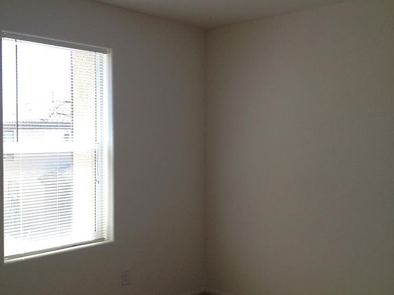 5th image of 220 Caraway Bluffs Pl