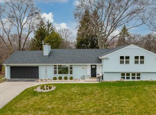 13300 Gremoor Dr, Elm Grove, WI 53122