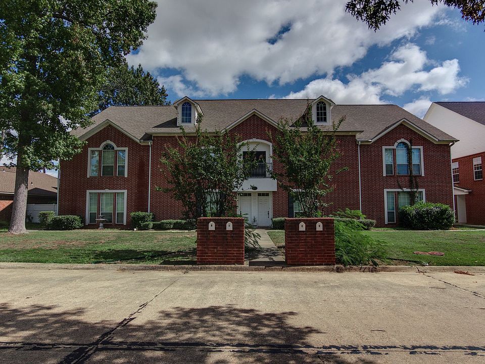 1st image of 6 Fernwood Dr #A