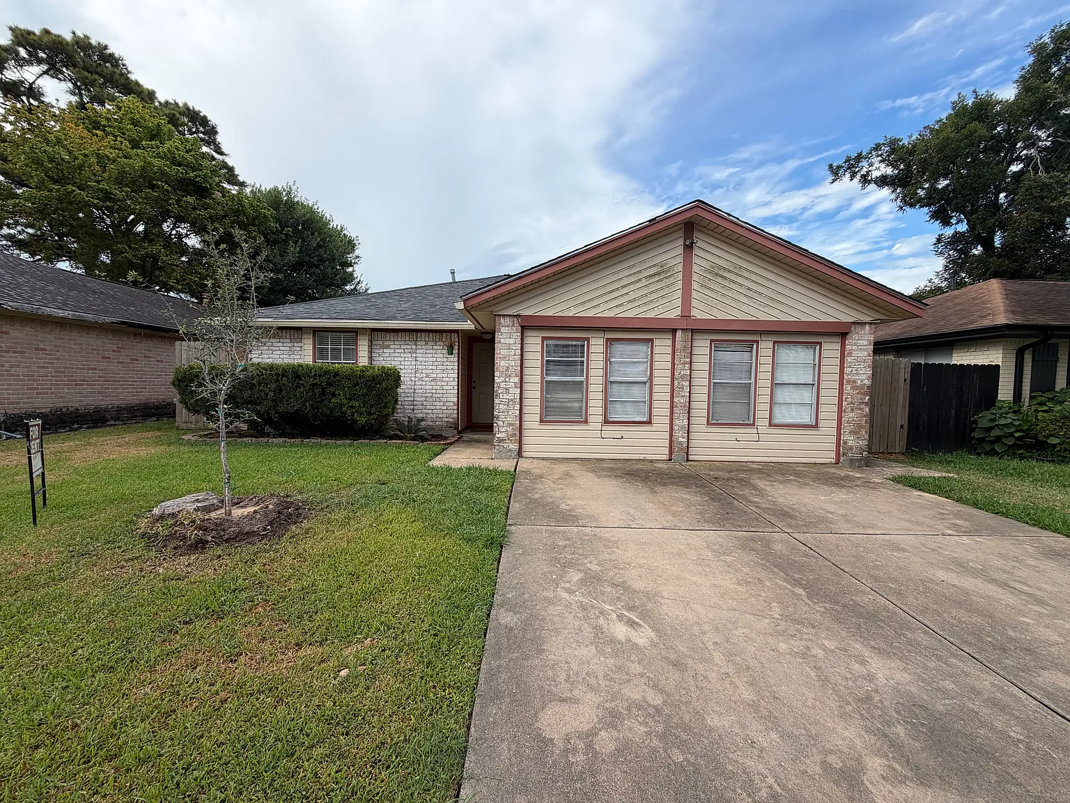 3 bed, 1.5 bath, 1494 sqft, $1,850 — Photo 1