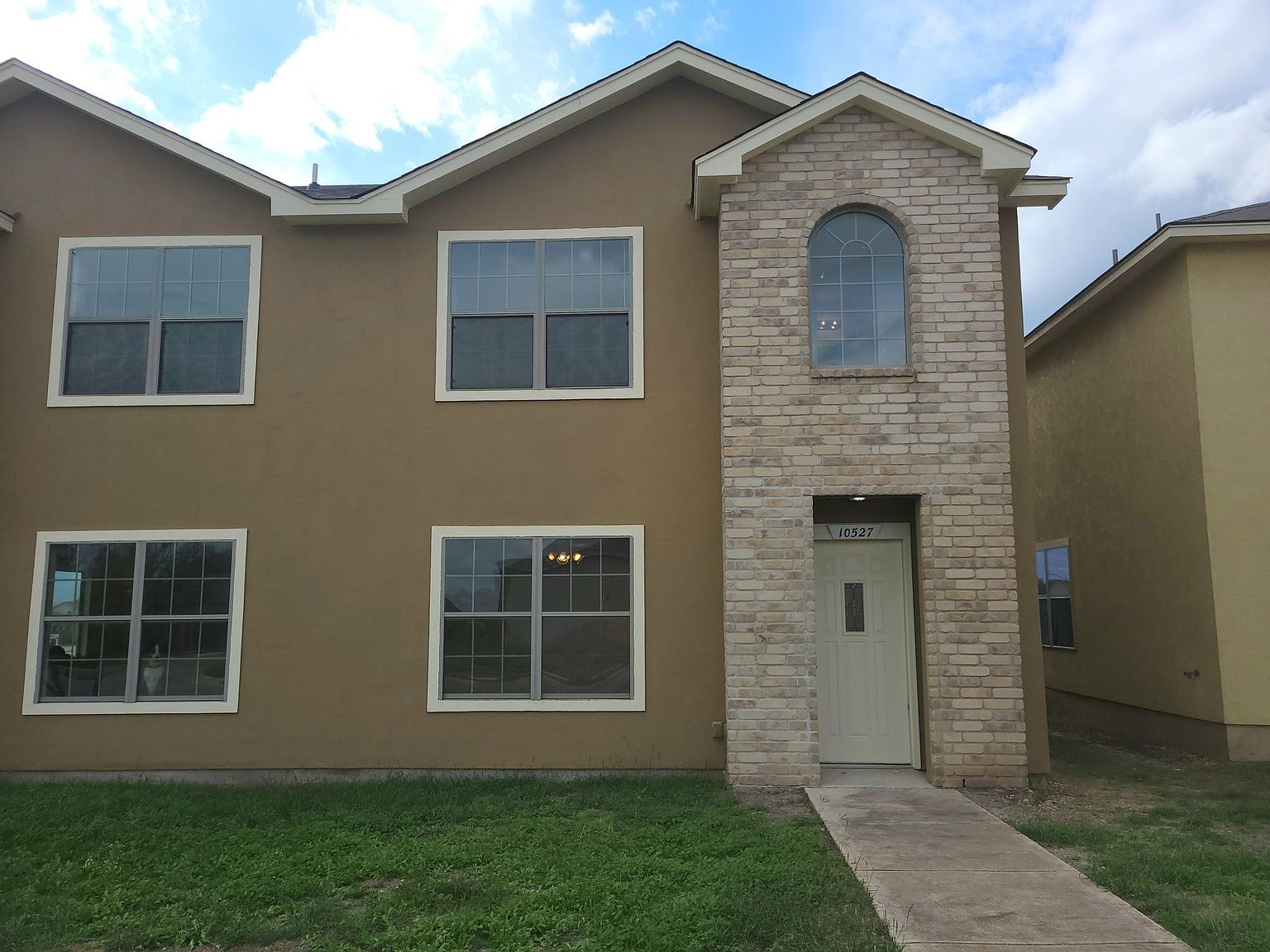 10527 Hunters Pond, San Antonio, TX 78224 Zillow