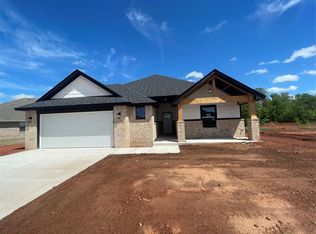 12024 W Rockbed Ln, Yukon, OK 73099