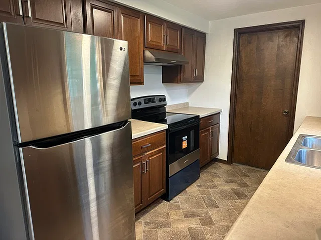 3 bed, 1425 sqft, $1,650 — Photo 3