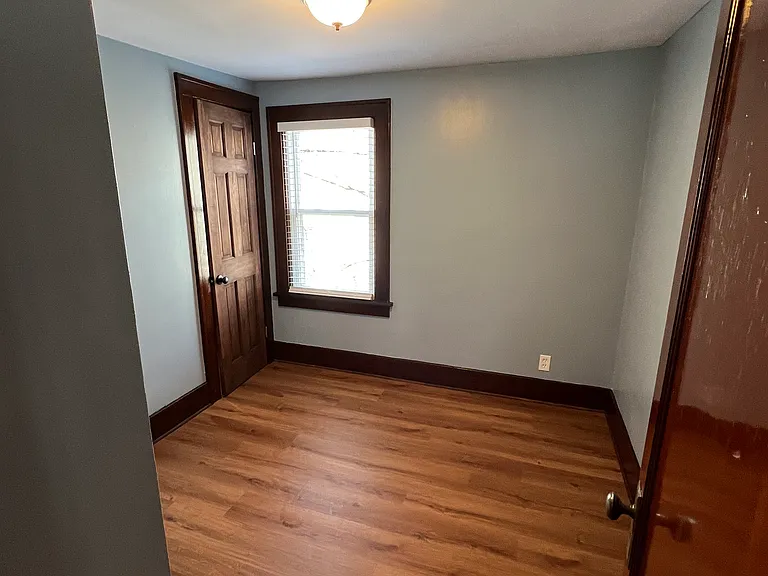 115 Claremont Ave #6 — Photo 9