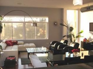 34 W Poplar Ave APT 404, Columbus, OH 43215