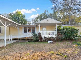 8943 Tara Cir, Milton, FL 32583
