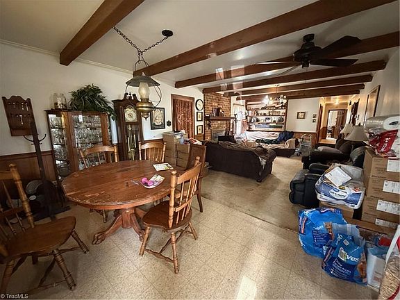 4th image of 2853 Longpine Rd