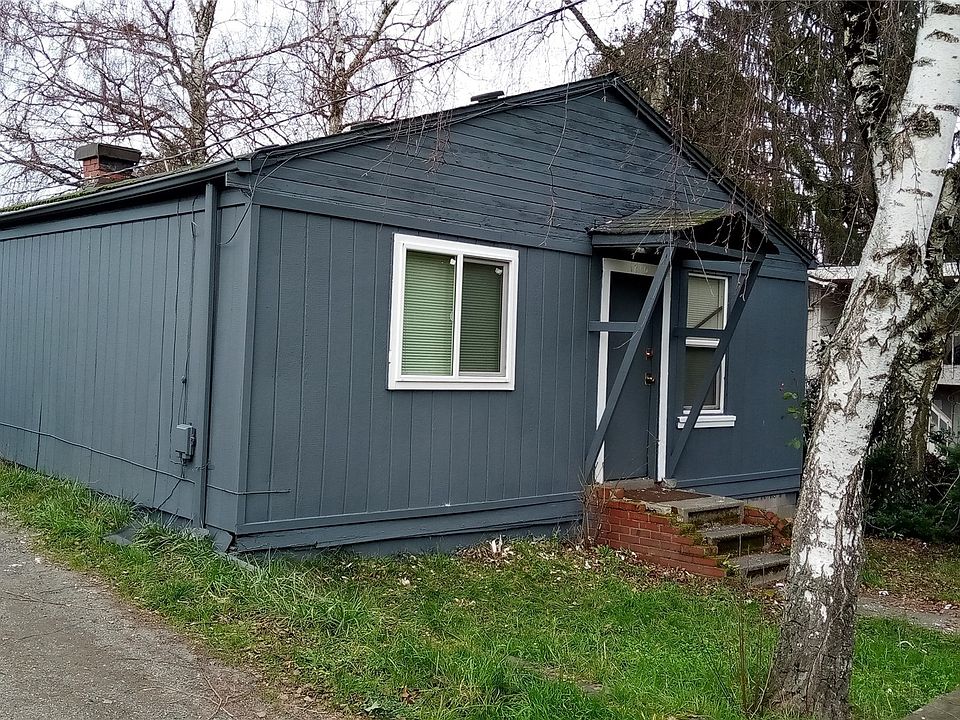 2nd image of 10443 17th Avenue SW