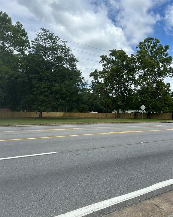 1st image of 6820 New Jesup Hwy
