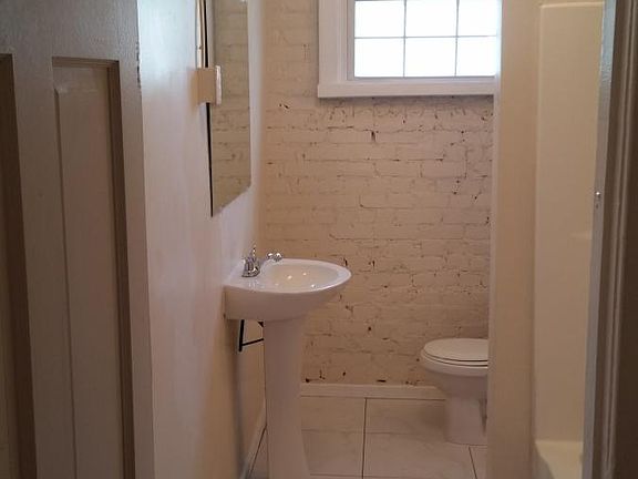 4th image of 2601 2nd Ave APT 3