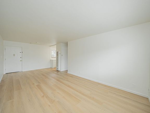 3rd image of 1640 5th Ave #9