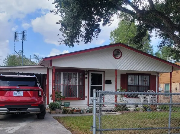 813 W 10th St, Mercedes, TX 78570