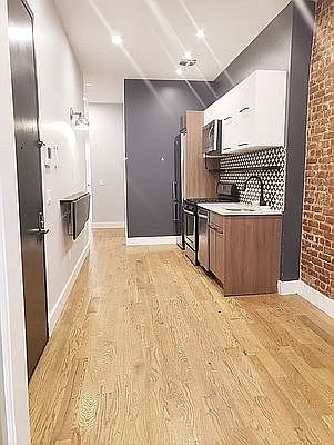4th image of 363 Palmetto St APT 2R