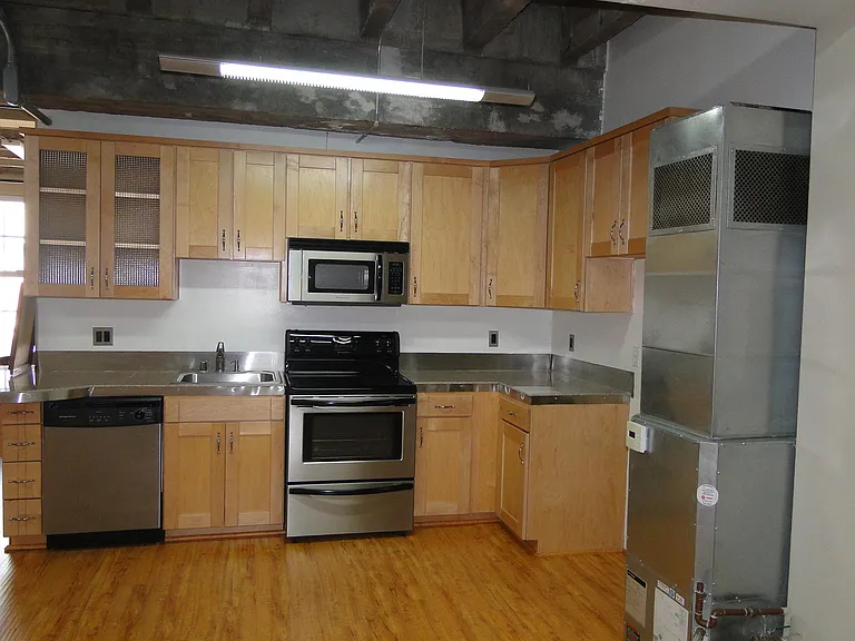 312 W 5th St #1002 — Photo 5