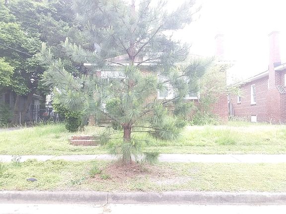 2nd image of 9304 Belgrave Ave