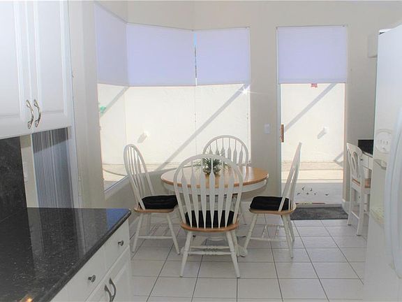 5th image of 1767 Aynsley Way