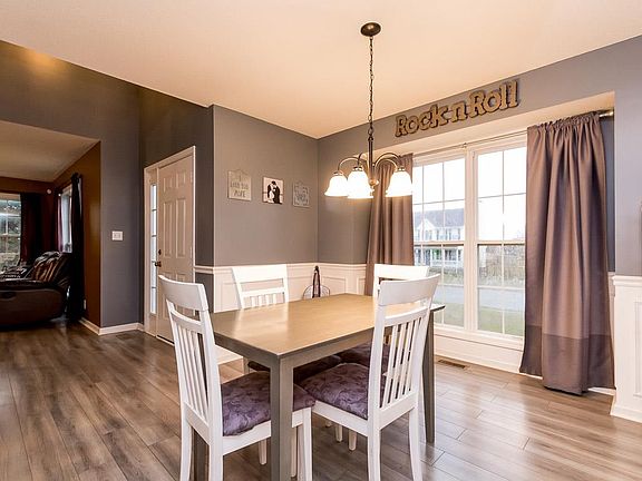 5th image of 1935 Whirlaway Cir