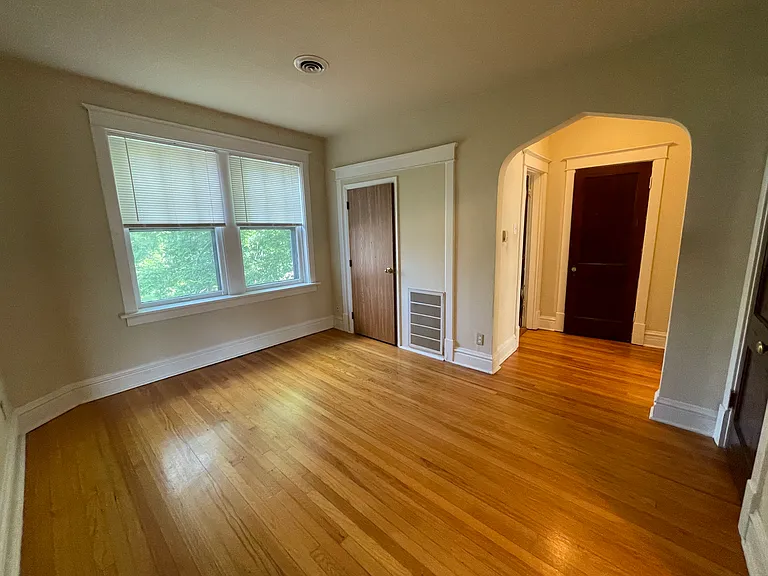 7347 Hoover Ave — Photo 7