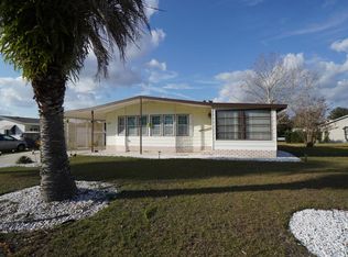 717 Royal Palm Ave, Lady Lake, FL 32159