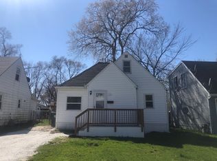 308 Fairlawn Dr, Round Lake Park, IL 60073
