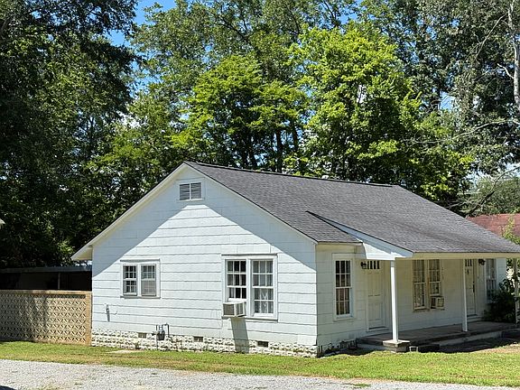 3rd image of 113 Caldwell St