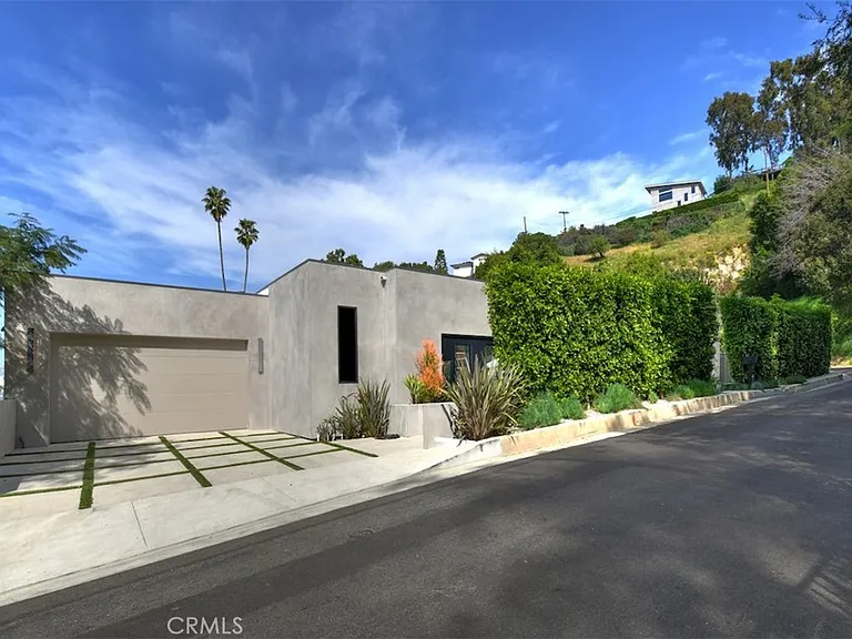 14753 Round Valley Dr — Photo 2