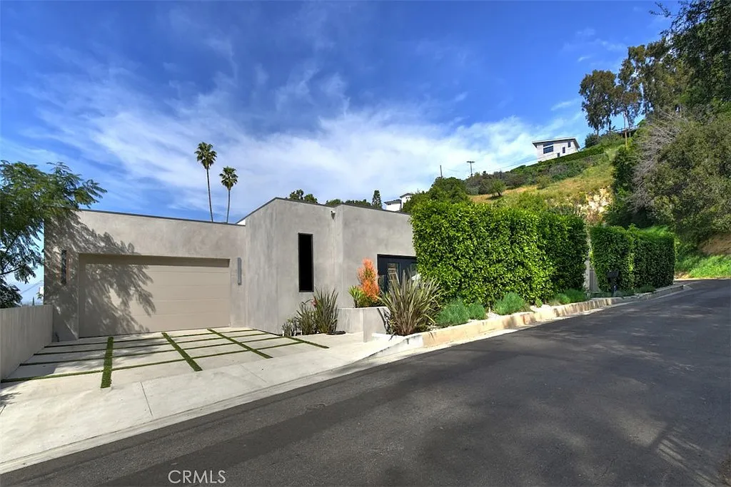 Building Photo - 14753 Round Valley Dr