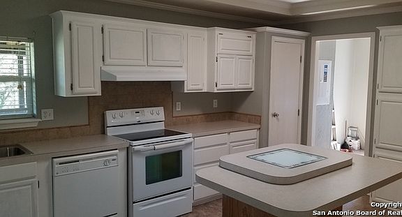 4th image of 163 County Road 2474