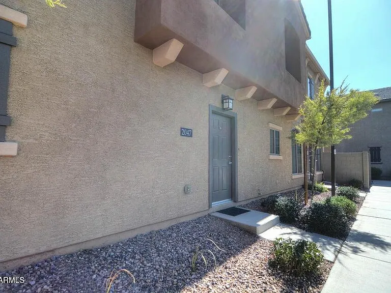 1350 S Greenfield Rd #2047 — Photo 3