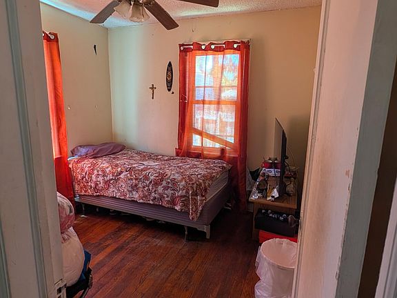 5th image of 54 Clinton Avenue