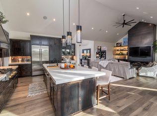 62825 Montara Dr, Bend, OR 97701