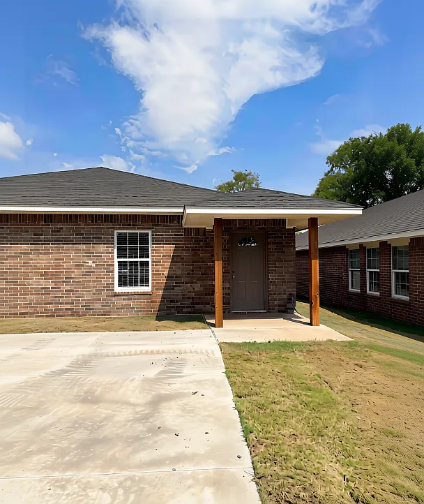 3 bed, 1150 sqft, $1,350 — Photo 1