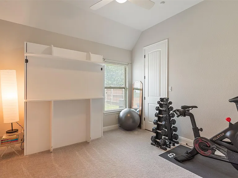 12305 Lostwood Cir — Photo 21