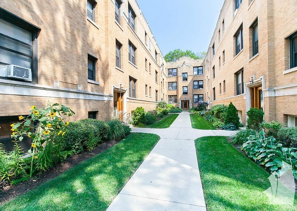 1st image of 2647 N Spaulding Ave APT 1W