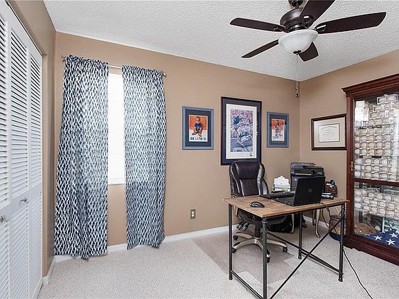 5th image of 11107 Shadybrook Dr
