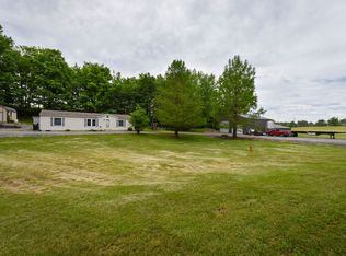 6150 W Division Rd, Larwill, IN 46764