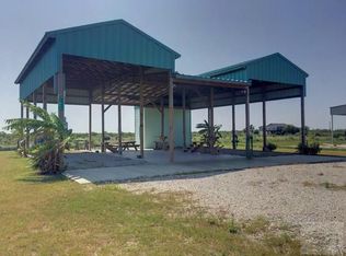 1051 Boyt Rd, Pt Bolivar, TX 77650